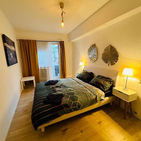 Zentrale Wohnung Mit Balkon Coblenza Exterior foto