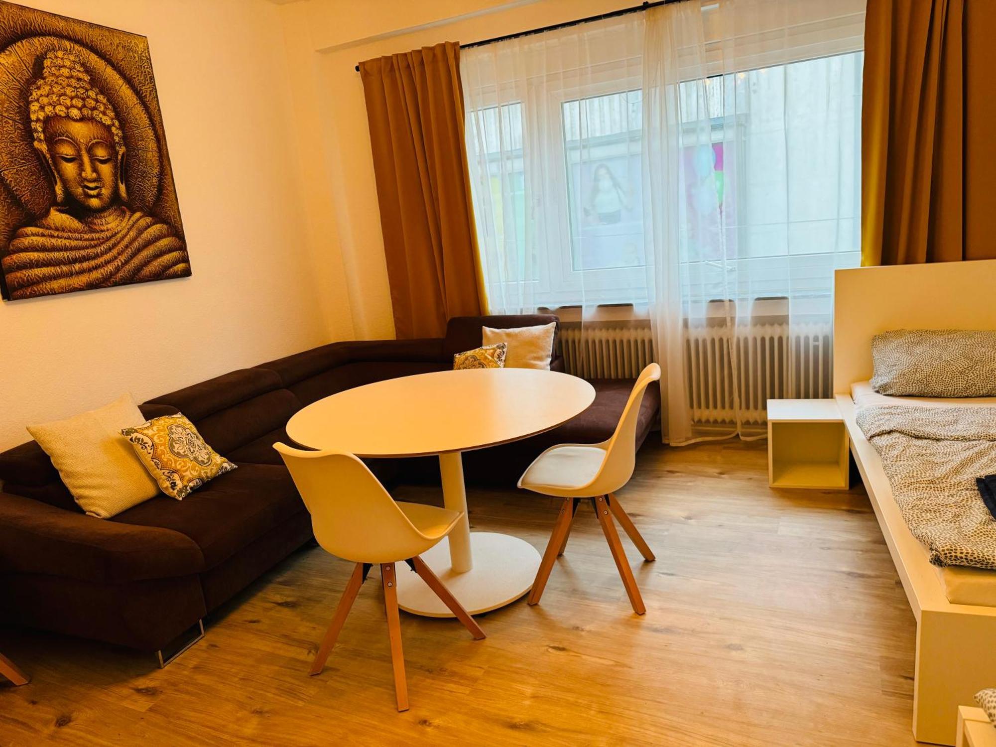 Zentrale Wohnung Mit Balkon Coblenza Exterior foto