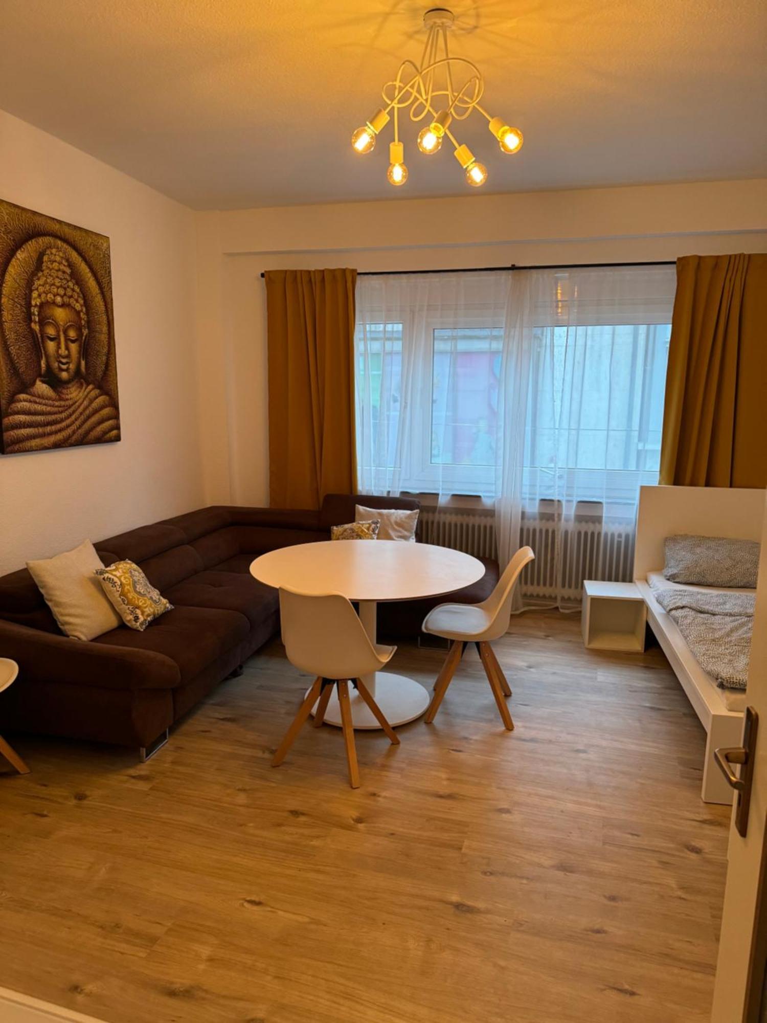 Zentrale Wohnung Mit Balkon Coblenza Exterior foto